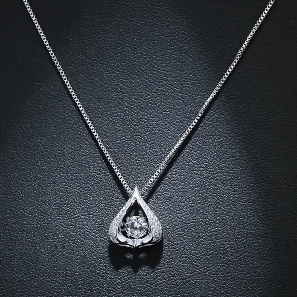 925 Silver Zircon Drops Of Water Necklace